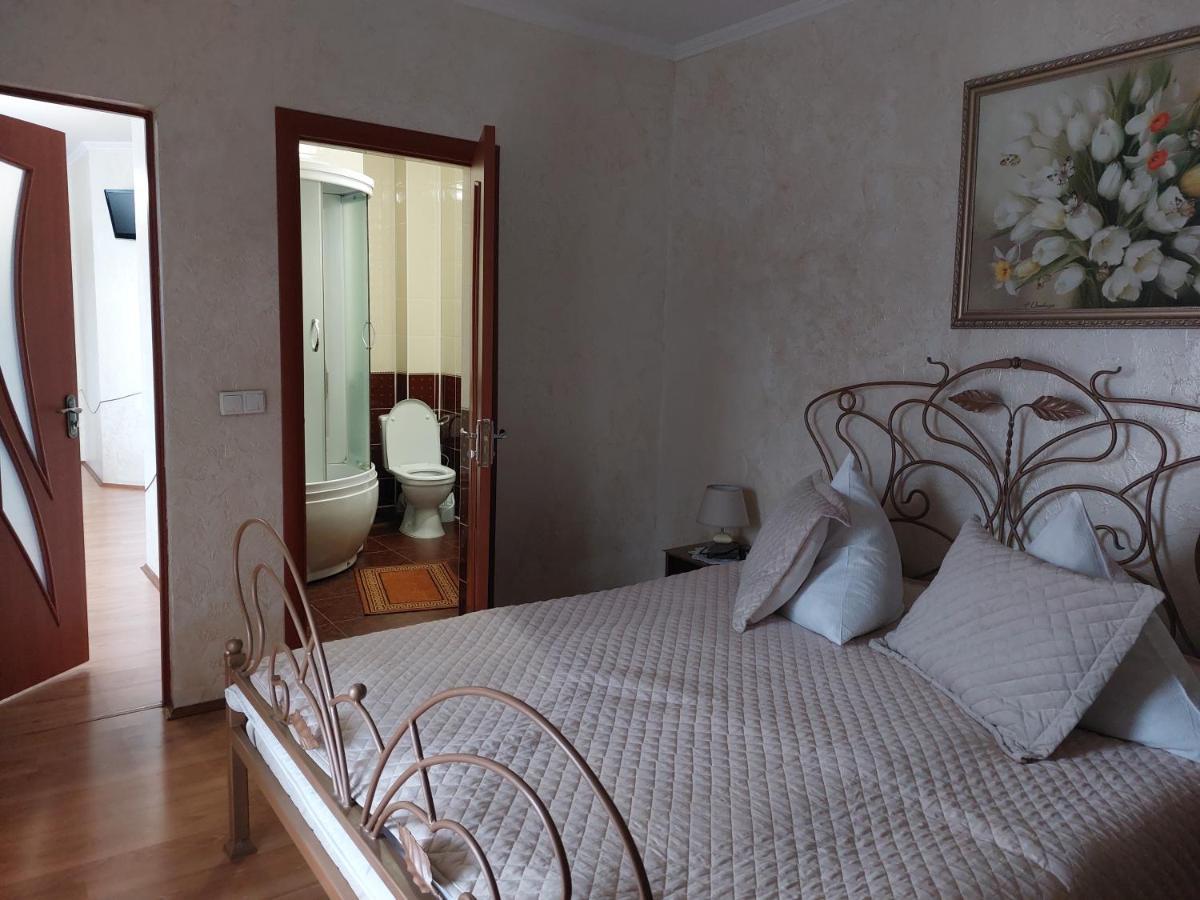 Pyate Koleso Otel Lazeshchyna Dış mekan fotoğraf