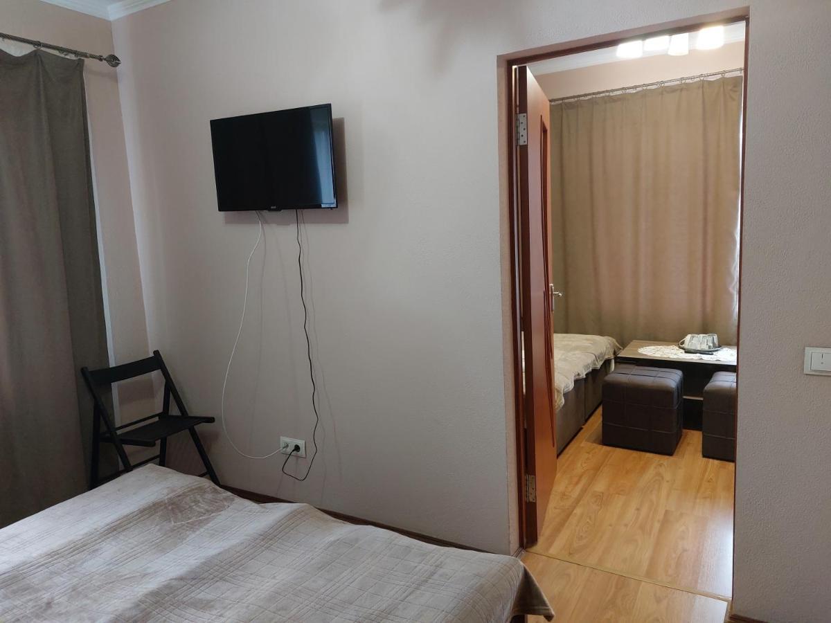 Pyate Koleso Otel Lazeshchyna Dış mekan fotoğraf