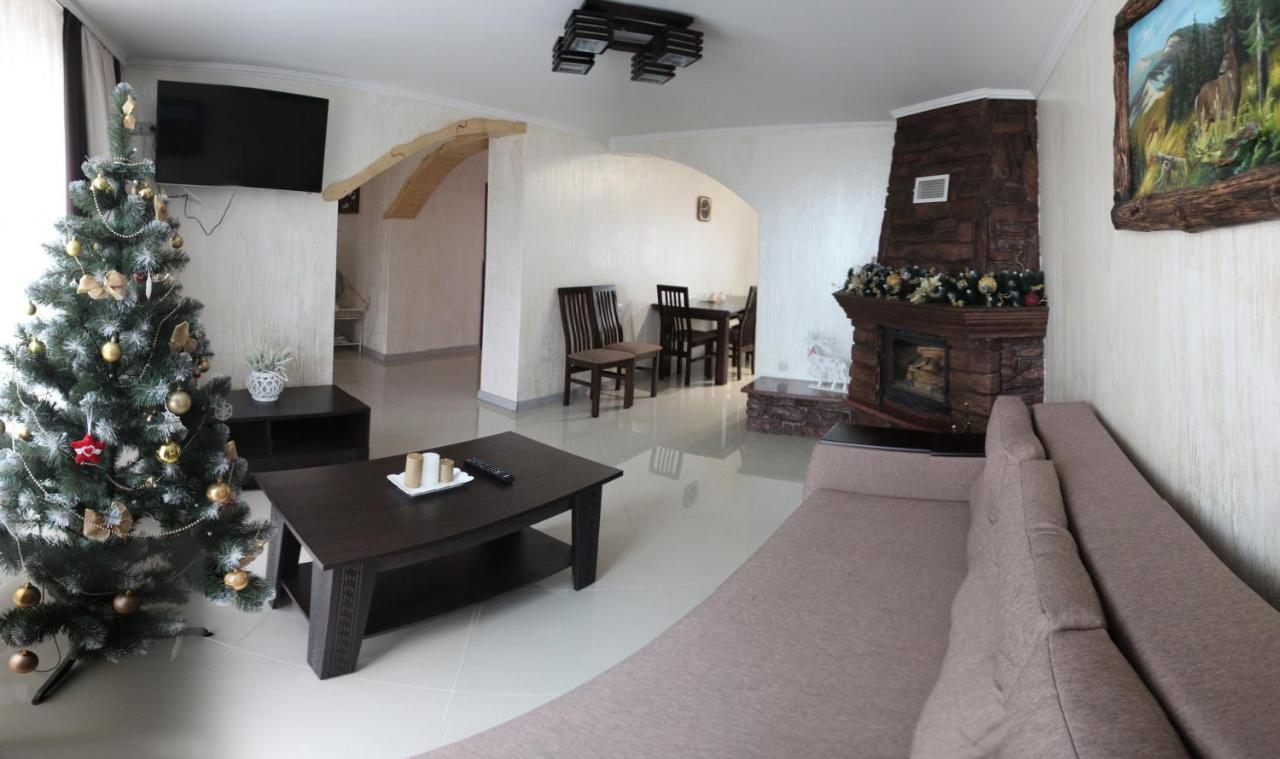 Pyate Koleso Otel Lazeshchyna Dış mekan fotoğraf