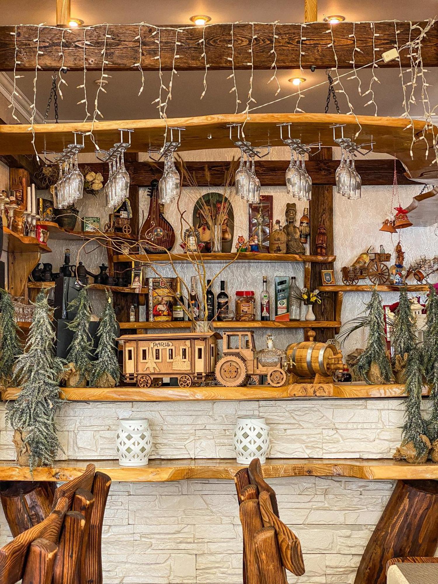 Pyate Koleso Otel Lazeshchyna Dış mekan fotoğraf