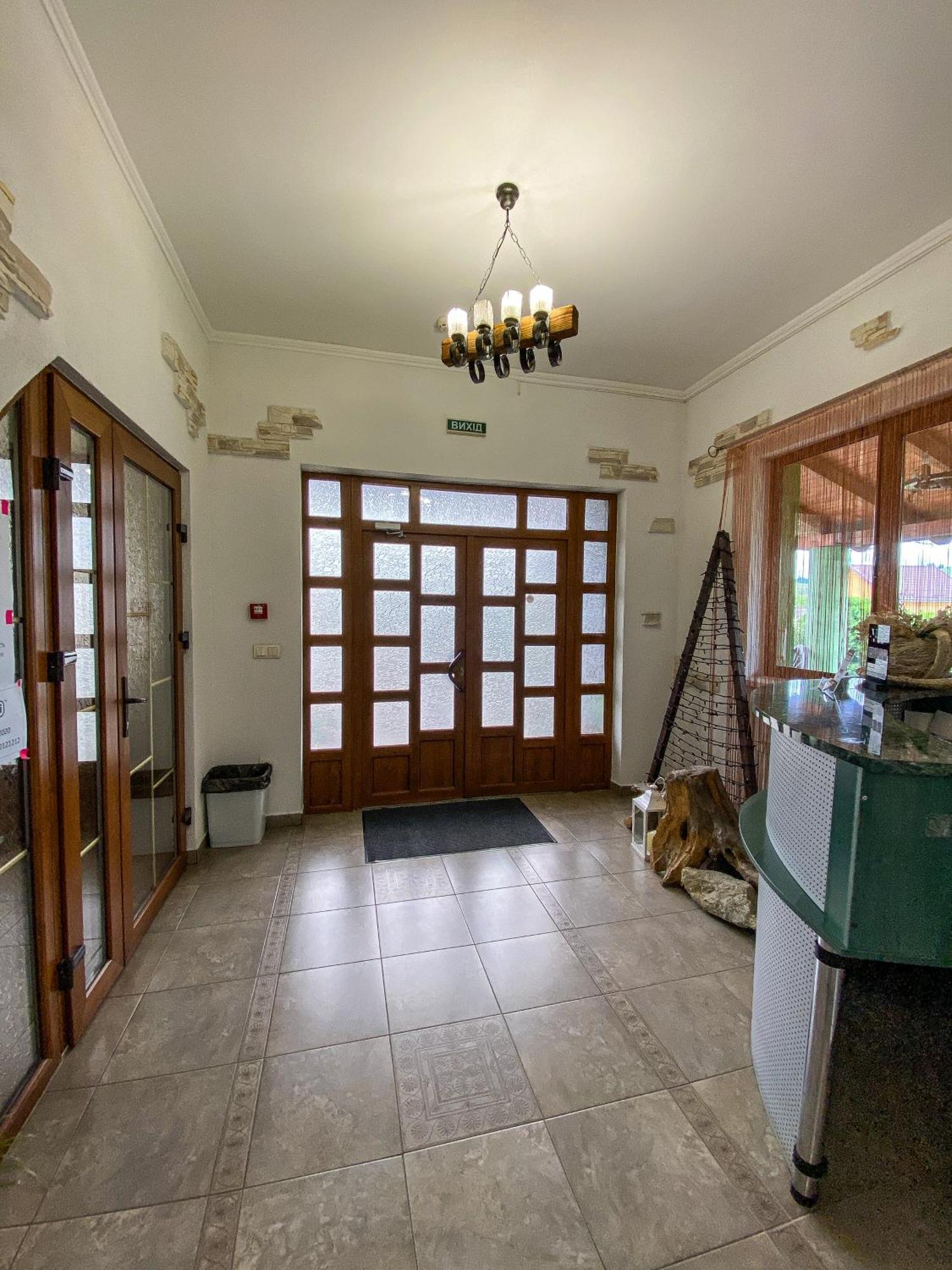 Pyate Koleso Otel Lazeshchyna Dış mekan fotoğraf