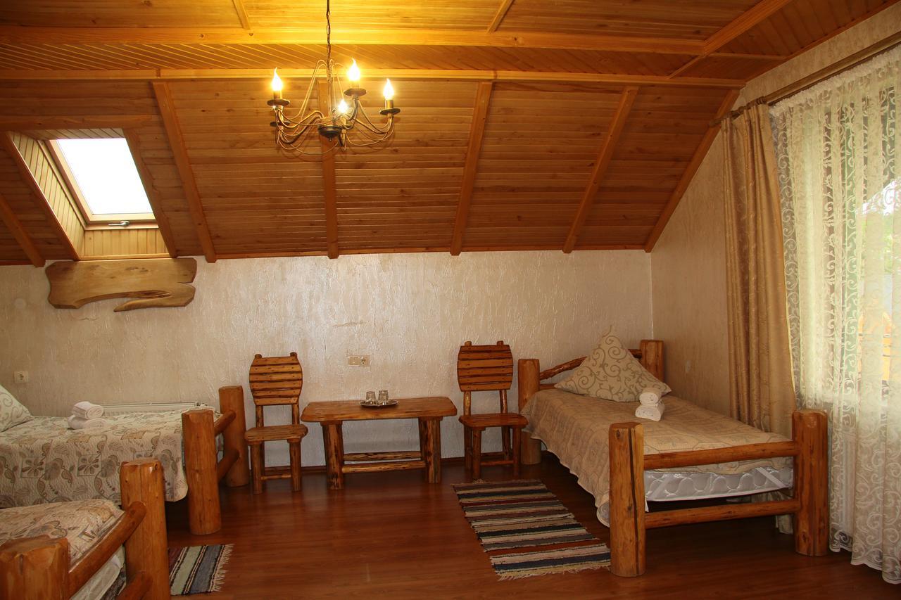 Pyate Koleso Otel Lazeshchyna Dış mekan fotoğraf